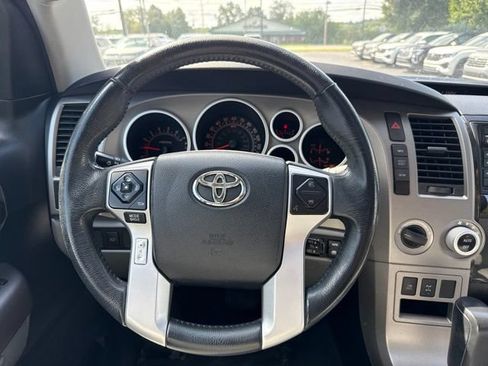 Used 2014 Toyota Sequoia SR5 w/ Premium Package AWD/4WD image 10