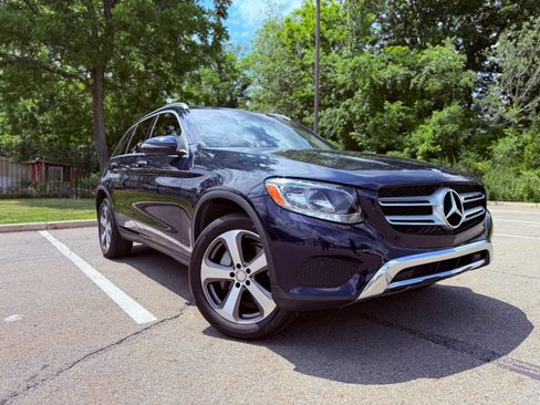 Used 2016 Mercedes-Benz GLC 300 image 1