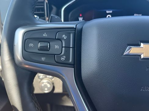 Used 2025 Chevrolet Silverado 1500 LT AWD/4WD image 17