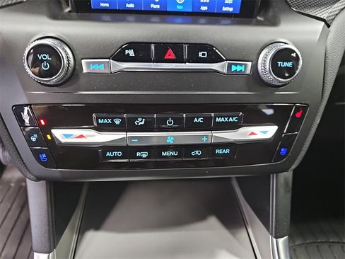 Used 2020 Ford Explorer ST w/ Premium Technology Package image 22