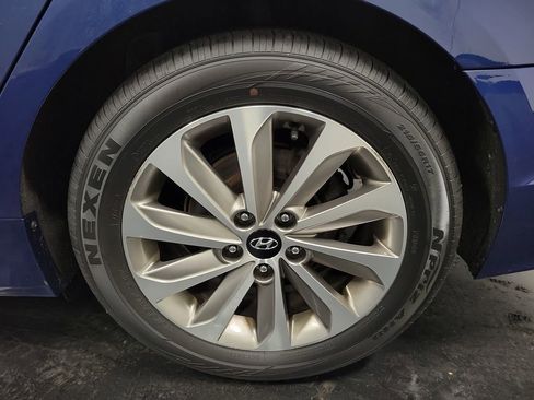 Used 2017 Hyundai Sonata Sport w/ Value Edition Package 02 image 11