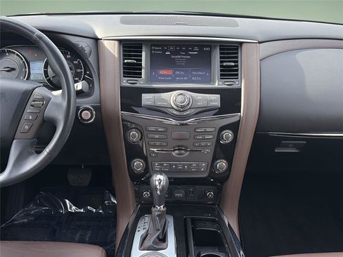 Used 2018 Nissan Armada Platinum w/ Cargo Package AWD/4WD image 10