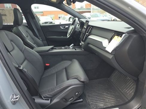New 2026 Volvo XC60 B5 Ultra w/ Climate Package image 14
