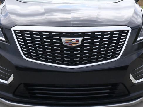 Used 2022 Cadillac XT5 Premium Luxury AWD/4WD image 8