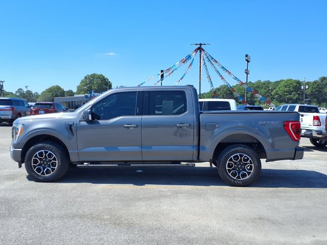Used 2021 Ford F150 XLT w/ Equipment Group 302A High AWD/4WD image 4