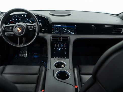 Used 2024 Porsche Taycan w/ Premium Package image 10