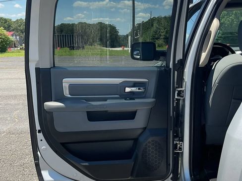 Used 2017 RAM 1500 Big Horn AWD/4WD image 18