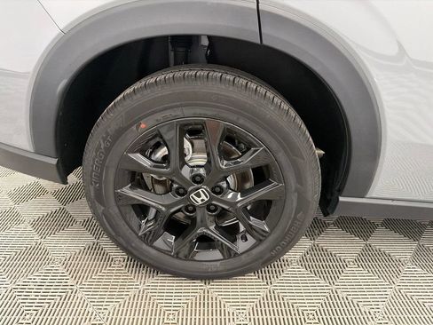 Used 2025 Honda HR-V Sport image 17