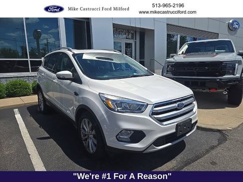 Used 2017 Ford Escape Titanium FWD image 3
