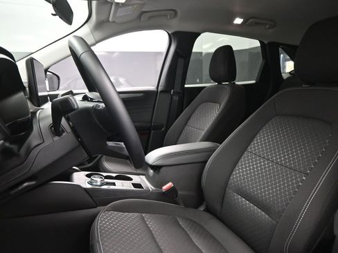 Used 2024 Ford Escape Active w/ Tech Pack #2 image 8