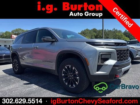 Used 2025 Chevrolet Traverse Z71 w/ Driver Confidence Package AWD/4WD image 1