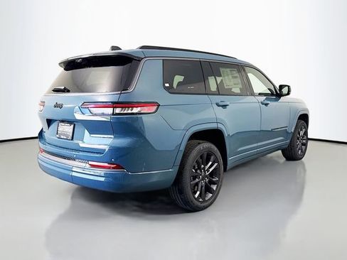 New 2026 Jeep Grand Cherokee L Limited AWD/4WD image 7