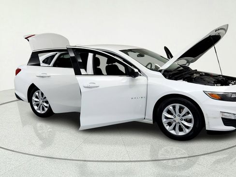 Used 2024 Chevrolet Malibu LT w/ LPO, Floor Liner Package FWD image 14