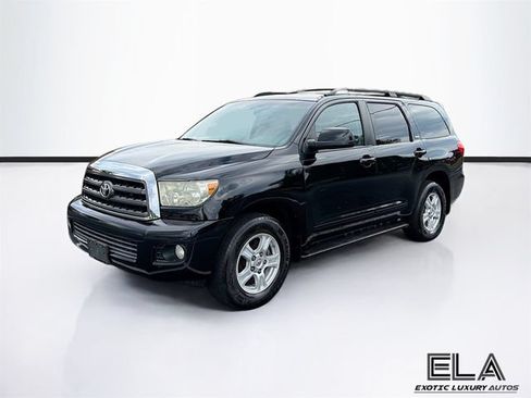 Used 2008 Toyota Sequoia SR5 w/ Moonroof & Roof Rack Pkg RWD image 34