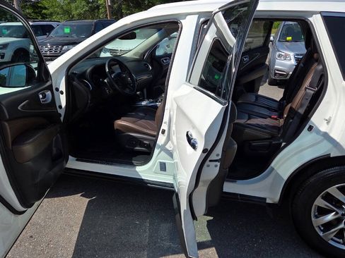 Used 2014 INFINITI QX60 Luxe w/ Premium Plus Package AWD/4WD image 24
