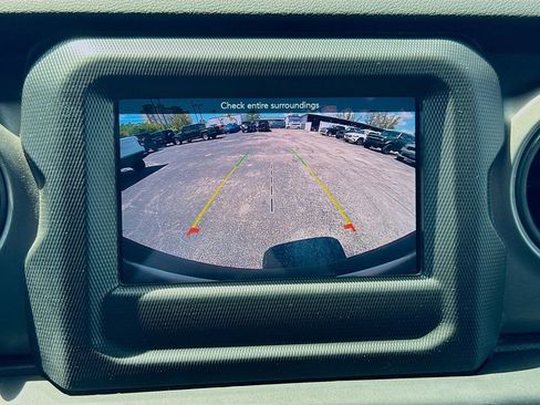 Used 2022 Jeep Wrangler Unlimited Sport AWD/4WD image 15