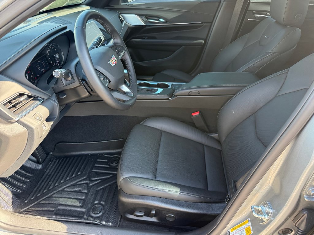 Used 2026 Cadillac CT4 Premium Luxury AWD/4WD image 10