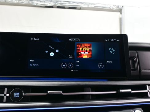 Used 2025 Hyundai Santa Fe Limited image 23