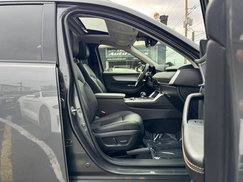 Used 2024 MAZDA CX-90 3.3 Turbo w/ Preferred Plus image 20