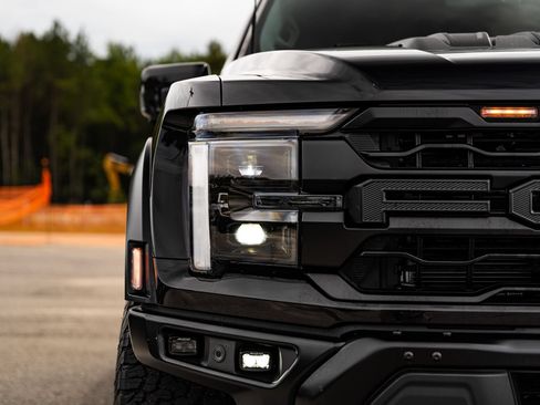Used 2025 Ford F150 Raptor w/ Equipment Group 803A Raptor R AWD/4WD image 15