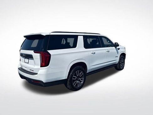 Used 2021 GMC Yukon XL AT4 w/ AT4 Premium Plus Package image 5