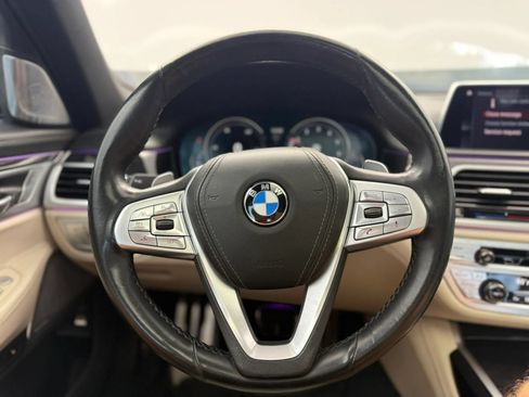 Used 2019 BMW 750i xDrive w/ Executive Package AWD/4WD image 44