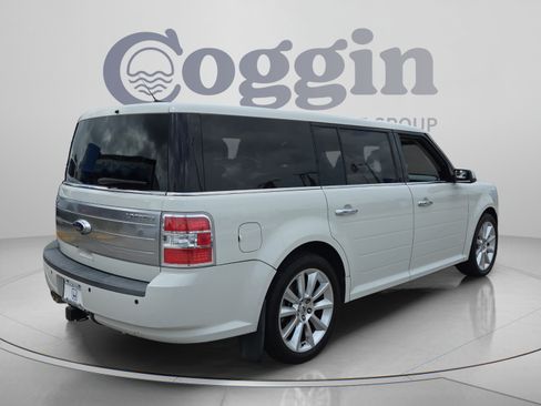 Used 2010 Ford Flex Limited FWD image 5