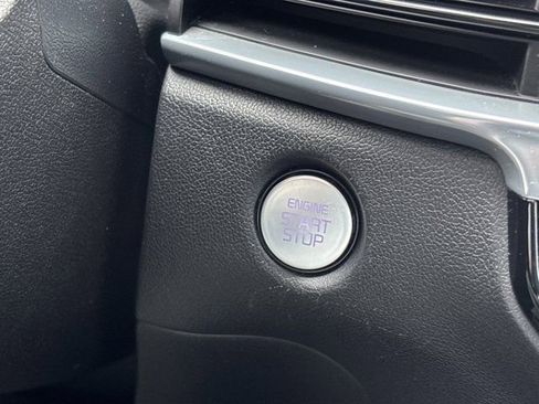 Used 2025 Kia Sorento SX Prestige image 33