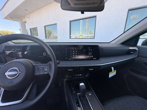 Used 2026 Nissan Kicks SV w/ Cold Weather Package AWD/4WD image 27