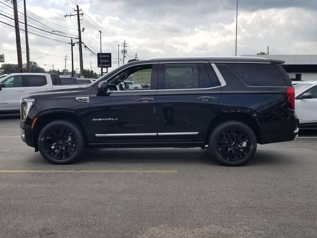 New 2026 GMC Yukon Denali w/ Sun & Power Step Package AWD/4WD image 4