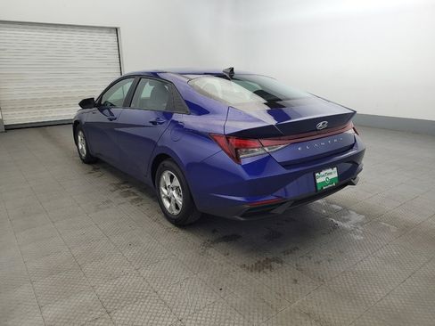 Used 2022 Hyundai Elantra SE image 5