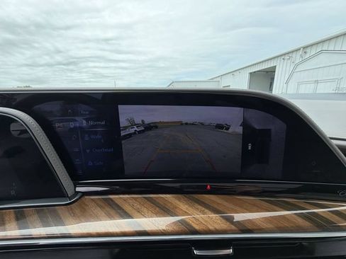 Certified 2024 Cadillac Escalade Sport Platinum AWD/4WD image 16