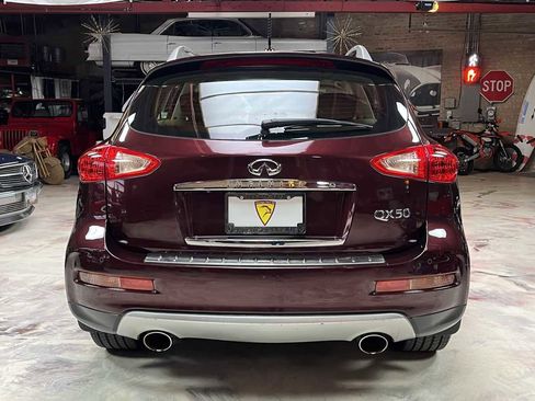 Used 2016 INFINITI QX50 AWD w/ Technology Package image 6