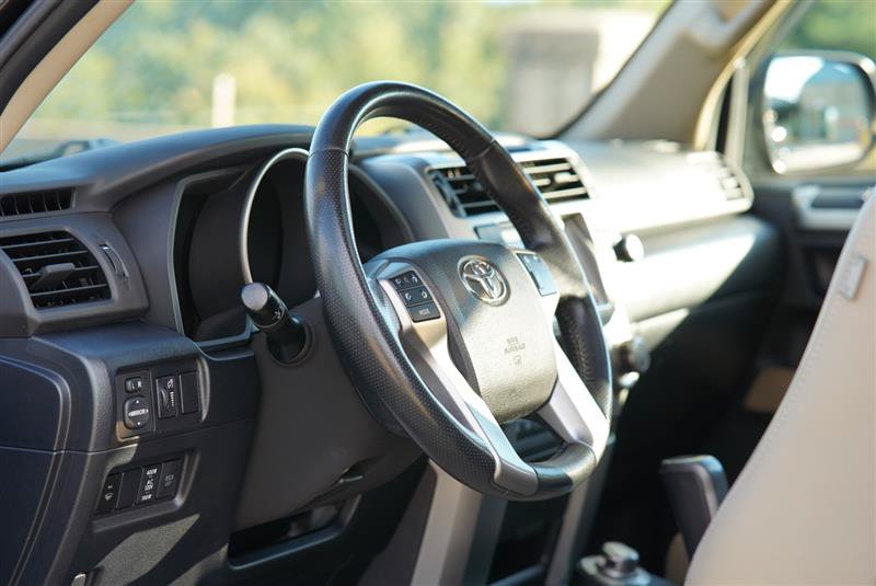 Used 2011 Toyota 4Runner Limited AWD/4WD image 44