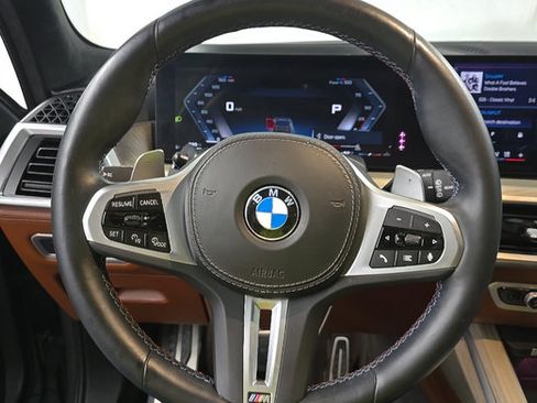 Used 2024 BMW X7 M60i w/ Executive Package AWD/4WD image 7