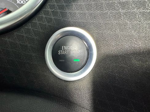 Used 2020 Chevrolet Malibu LT image 17