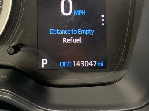 Used 2022 Toyota Corolla SE image 12