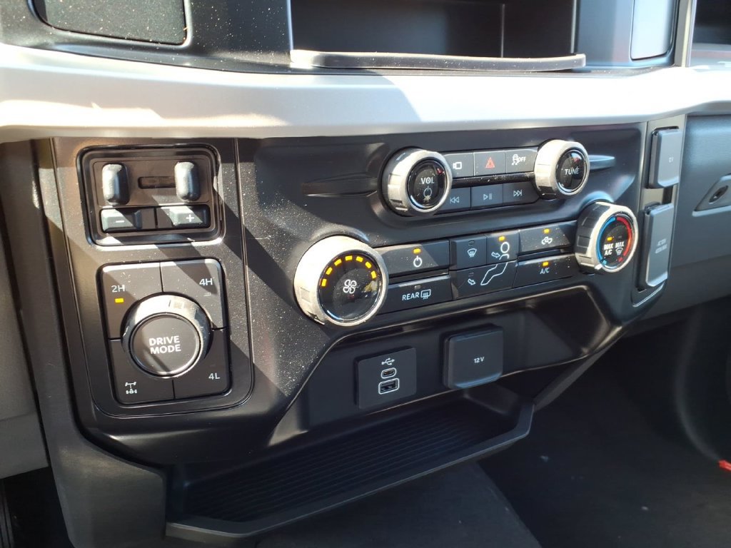 New 2026 Ford F250 XL w/ STX Appearance Package AWD/4WD image 14
