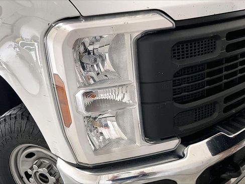 Used 2024 Ford F250 XL w/ XL Off-Road Package AWD/4WD image 12