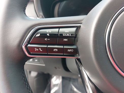New 2025 MAZDA CX-90 Plug-In Hybrid w/ Premium Plus AWD/4WD image 19
