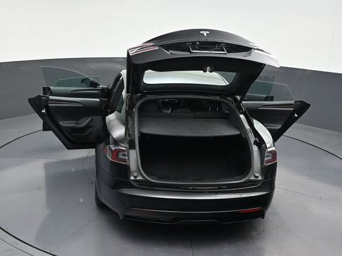 Used 2022 Tesla Model S AWD/4WD image 34