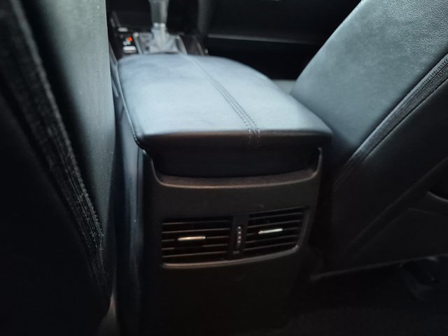 Used 2024 MAZDA CX-30 AWD 2.5 S w/ Select Sport Pkg image 16
