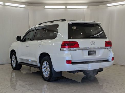 Used 2021 Toyota Land Cruiser image 6