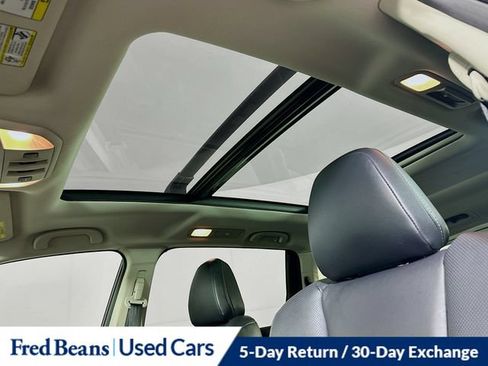 Used 2022 Subaru Ascent Limited w/ Technology Package AWD/4WD image 29