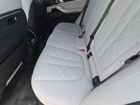 New 2026 BMW X5 sDrive40i w/ M Sport Package image 12