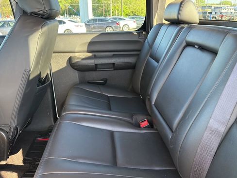 Used 2009 GMC Sierra 1500 SL AWD/4WD image 38