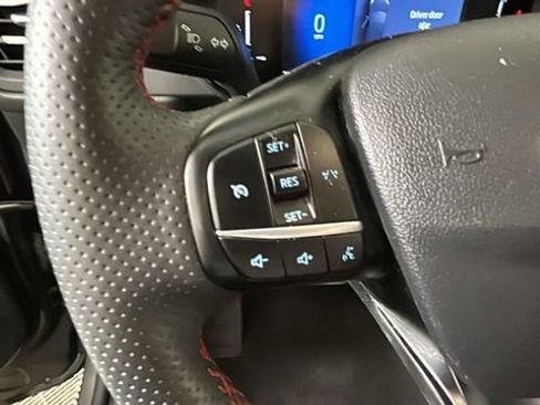 Used 2023 Ford Escape ST-Line AWD/4WD image 16