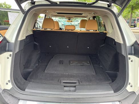 Used 2023 Nissan Rogue Platinum FWD image 25