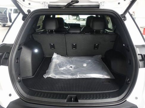 New 2026 Chevrolet Equinox LT w/ Convenience Package II image 20