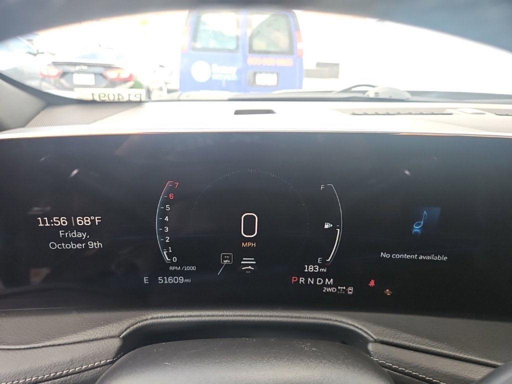 Used 2025 Cadillac XT4 Premium Luxury AWD/4WD image 15